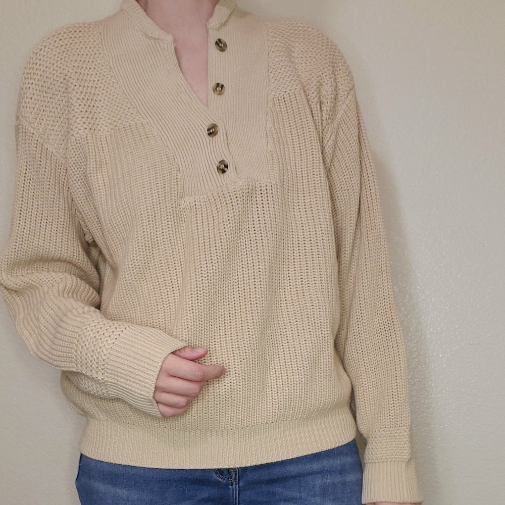 M Forever 21 fits like large cream sweater knit
